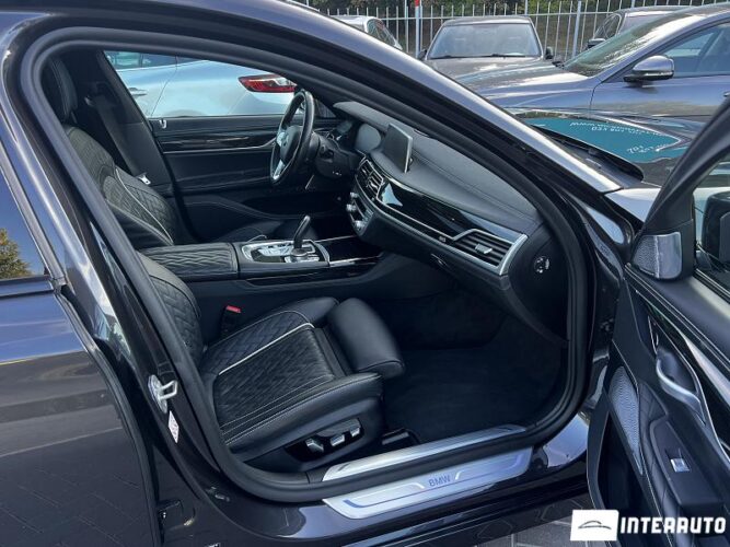 BMW 745e 46 bmw 745e 2020