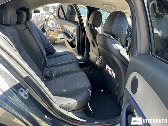 Mercedes E 200 44 mercedes E 200 2018