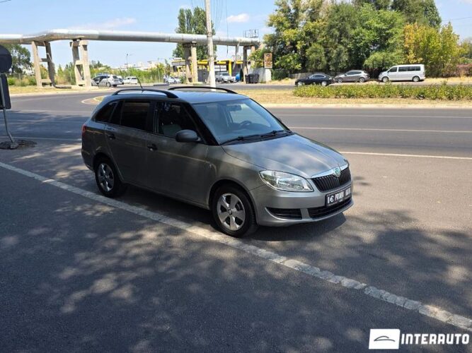 skoda Fabia 2012
