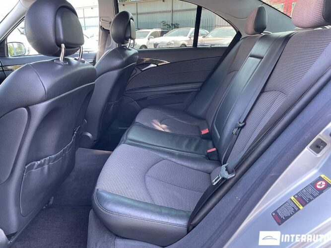 Mercedes E 270 47 mercedes E 270 2004
