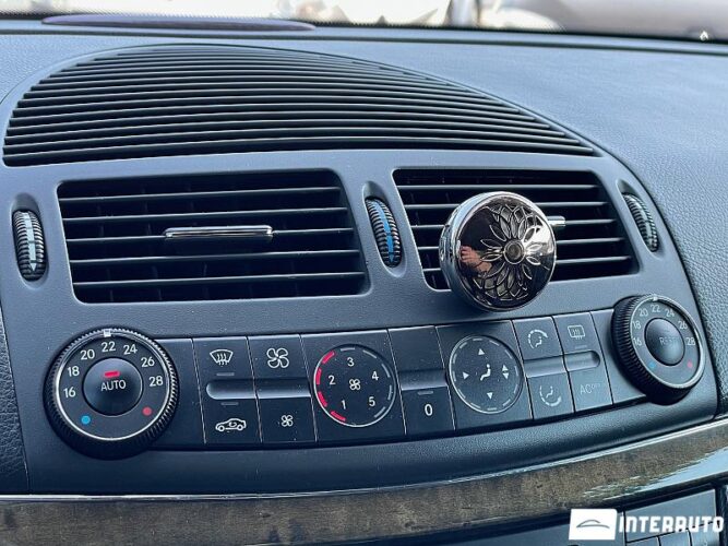 Mercedes E 270 42 mercedes E 270 2004