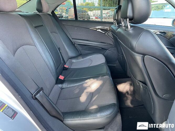 Mercedes E 270 46 mercedes E 270 2004