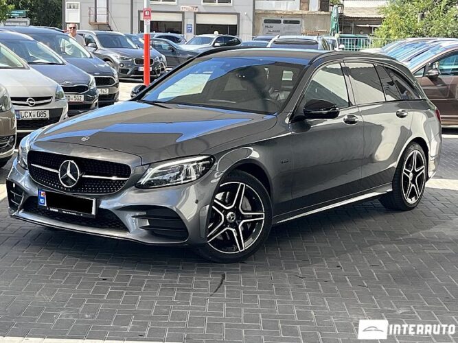 Mercedes C 300e 2021 doar la InterAuto
