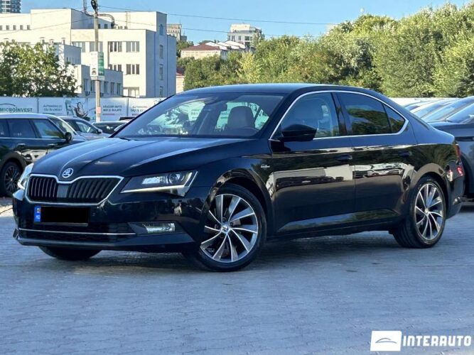 Skoda Superb 2016 doar la InterAuto
