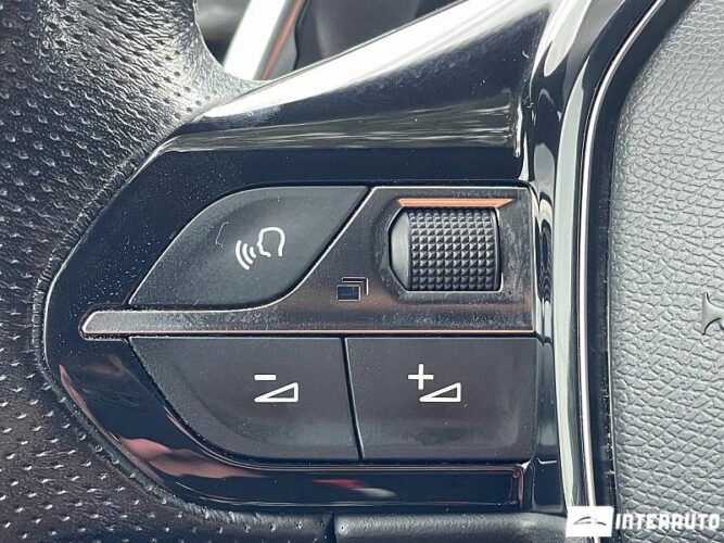 Peugeot 5008 38 peugeot 5008 2018