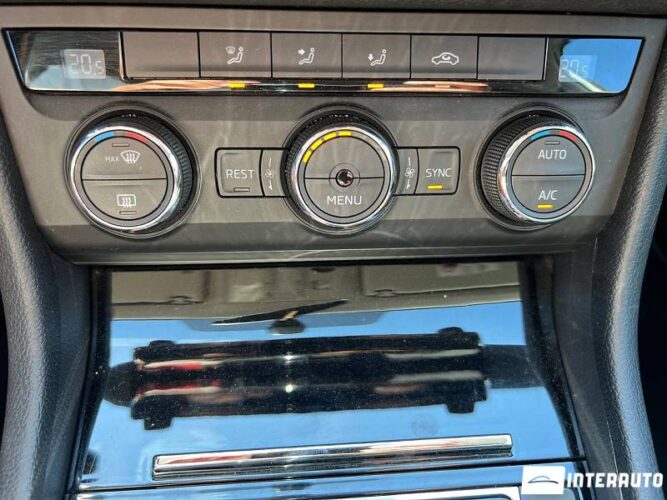 Skoda Superb 36 skoda Superb 2017