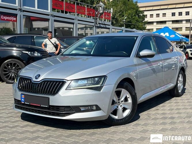 Skoda Superb 2017 doar la InterAuto