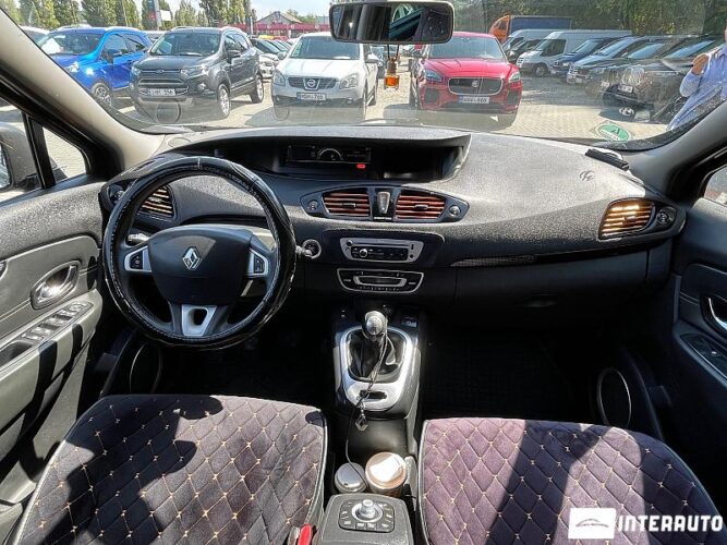 renault Scenic 2012