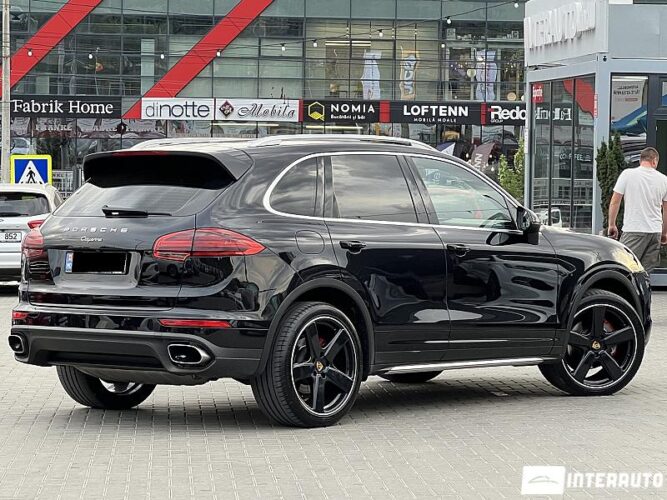 porsche Cayenne 2015