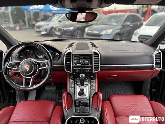 porsche Cayenne 2015