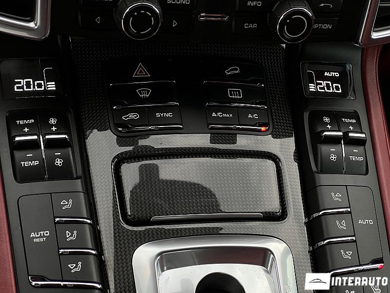 porsche Cayenne 2015