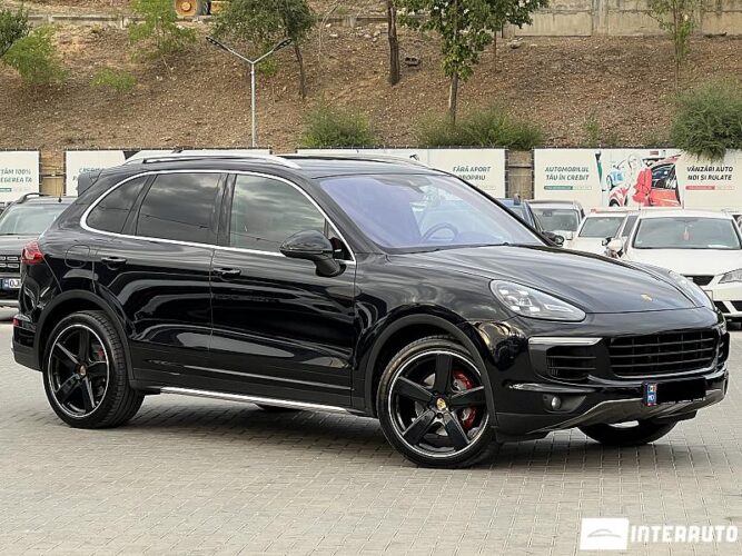Porsche Cayenne 2015 doar la InterAuto