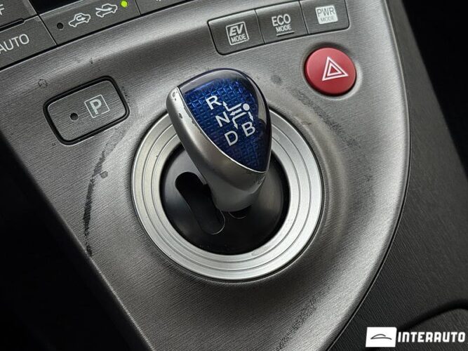 Toyota Prius 42 toyota Prius 2012