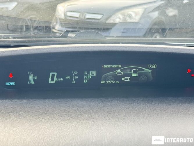 Toyota Prius 38 toyota Prius 2012