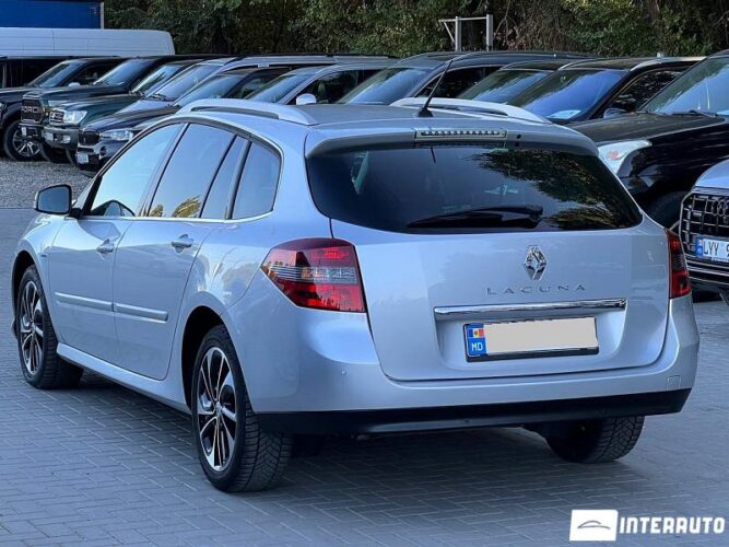 renault Laguna 2015