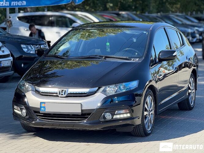 Honda Insight 2012 doar la InterAuto