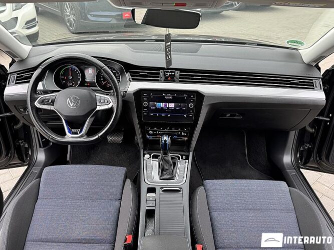 volkswagen Passat GTE 2021