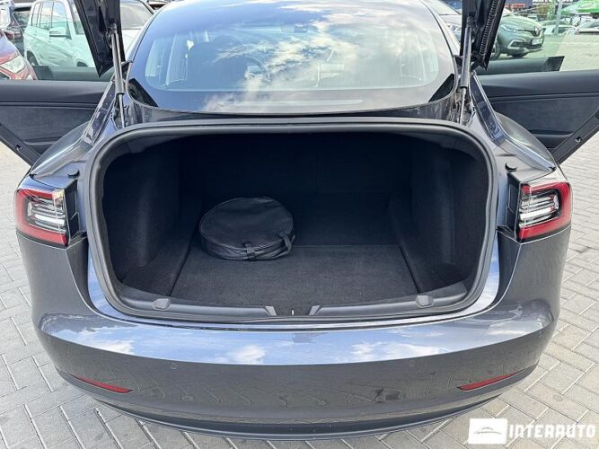 tesla Model 3 2019