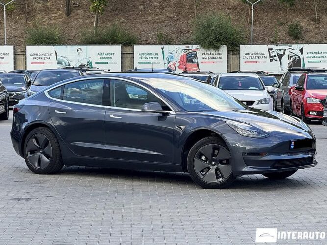 Tesla Model 3 2019 doar la InterAuto