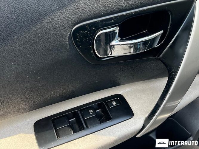 Nissan Qashqai 36 nissan Qashqai 2010