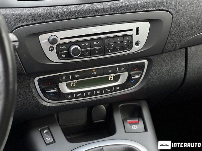 renault Grand Scenic 2015