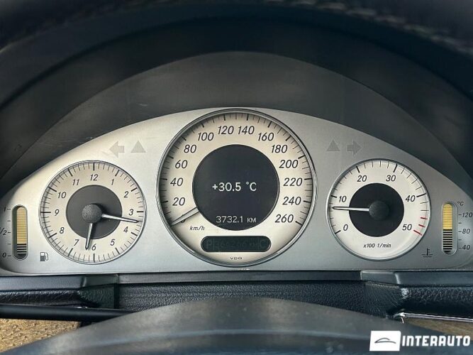 Mercedes E 320 39 mercedes E 320 2007