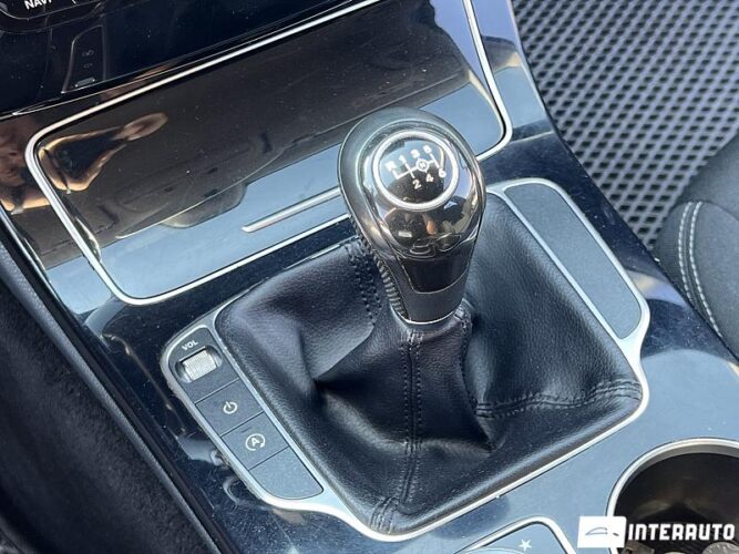 Mercedes C 200 42 mercedes C 200 2016