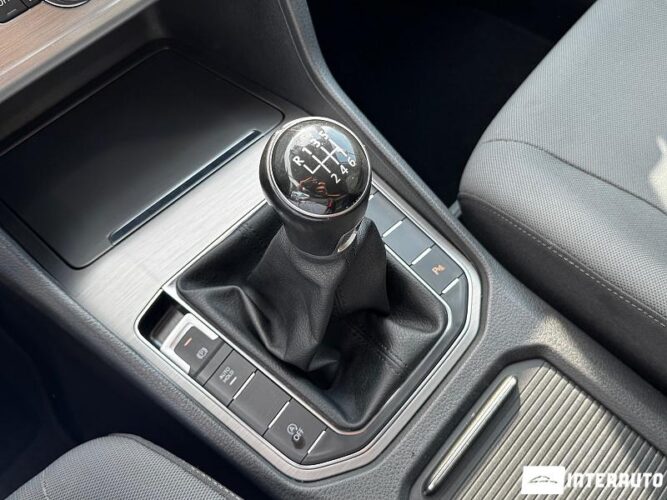 volkswagen Golf Sport Van 2016