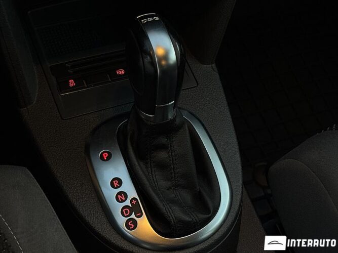 volkswagen Touran 2012