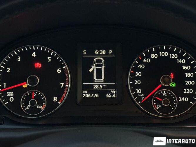 volkswagen Touran 2012