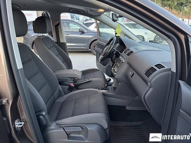 volkswagen Touran 2012