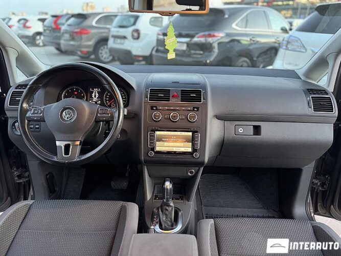 volkswagen Touran 2012