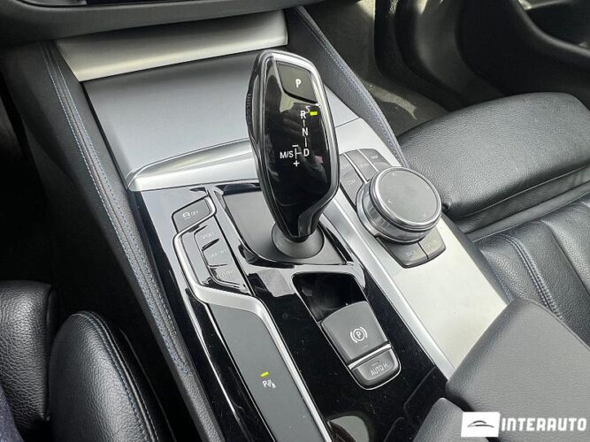 BMW 520 42 bmw 520 2017