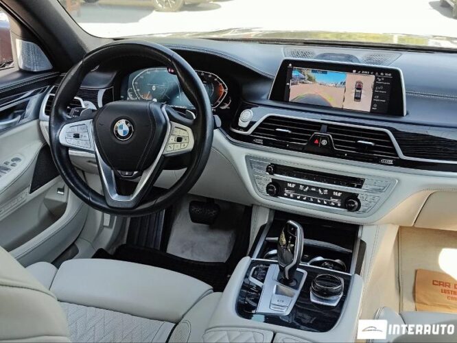 bmw 740 2021