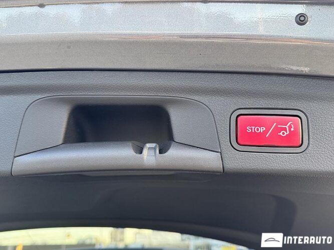 Mercedes GLE 350de 64 mercedes GLE 350de 2022