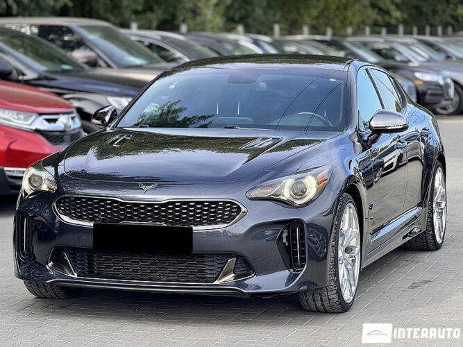 Kia Stinger 2020 doar la InterAuto