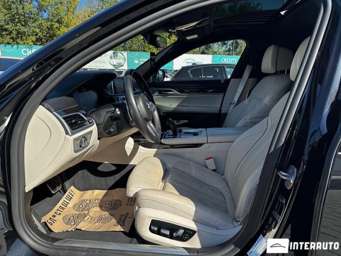BMW 740 39 bmw 740 2019