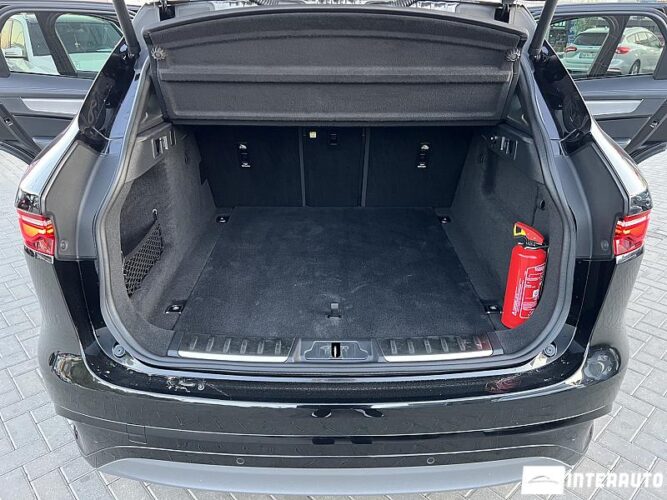 Jaguar F-Pace 57 jaguar F-Pace 2021