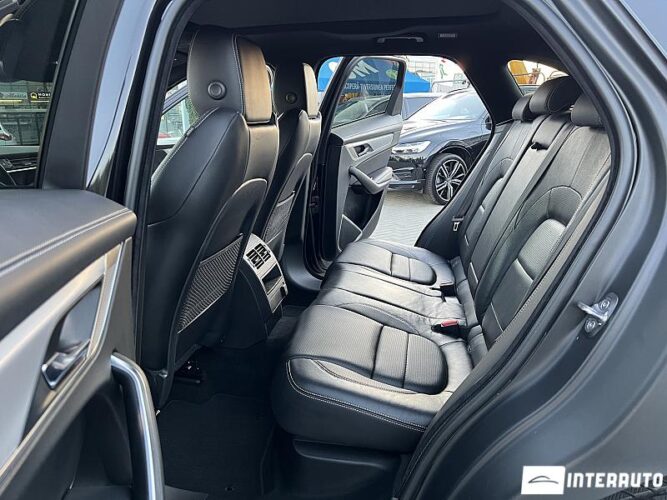 Jaguar F-Pace 46 jaguar F-Pace 2021