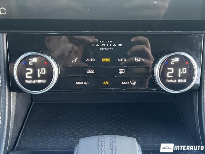 Jaguar F-Pace 44 jaguar F-Pace 2021