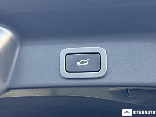 Jaguar F-Pace 56 jaguar F-Pace 2021