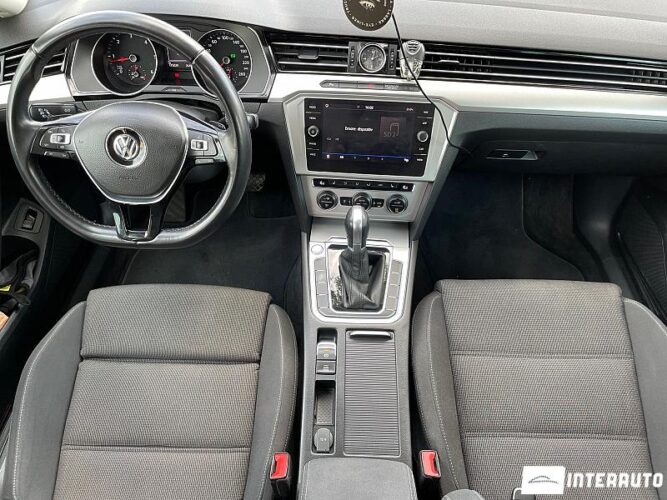 Volkswagen Passat 36 volkswagen Passat 2019
