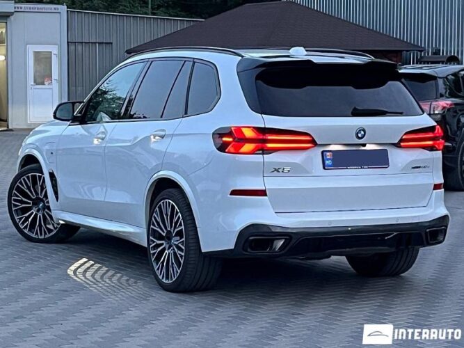 BMW X5 5.0e 33 bmw X5 5.0e 2024