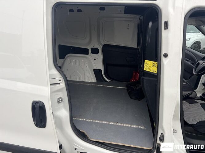 Opel Combo 38 opel Combo 2015