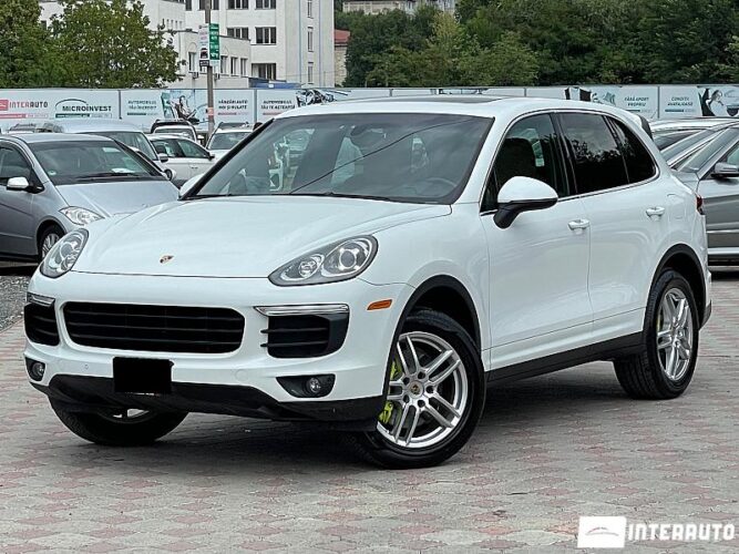 Porsche Cayenne S Hybrid 2016 doar la InterAuto