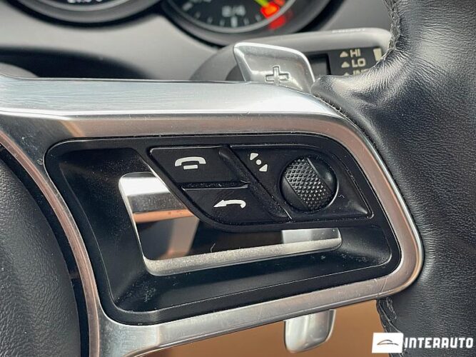 porsche Cayenne S Hybrid 2016