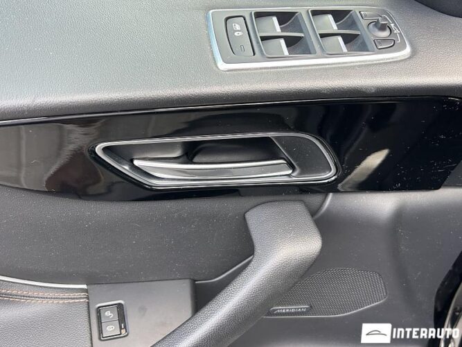 Jaguar F-Pace 43 jaguar F-Pace 2017