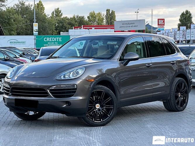 Porsche Cayenne S Hybrid 2011 doar la InterAuto