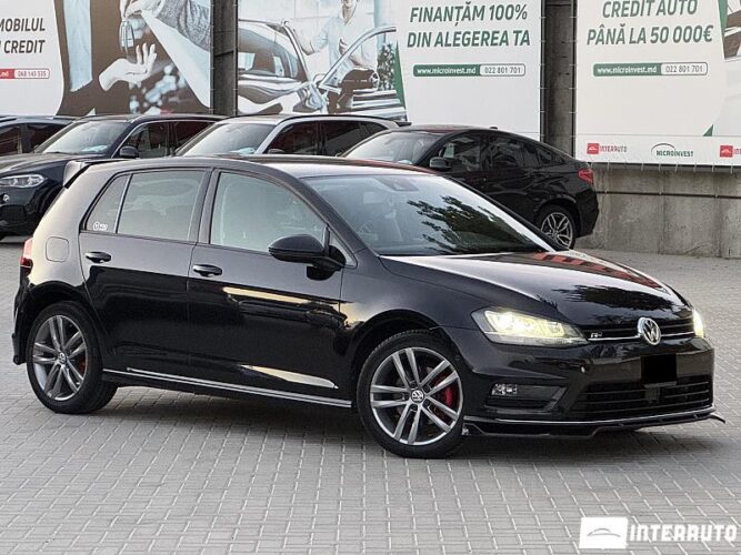 Volkswagen Golf 2013 doar la InterAuto