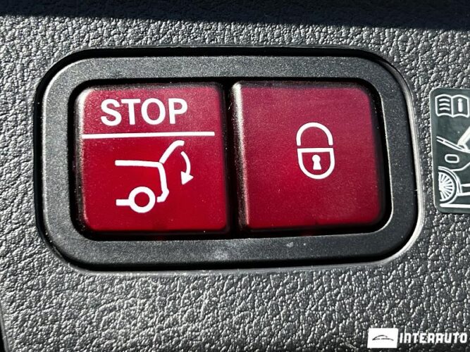 Mercedes GLE 350de 49 mercedes GLE 350de 2021